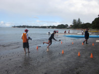 Kiwi running for Horouta to finish.jpg