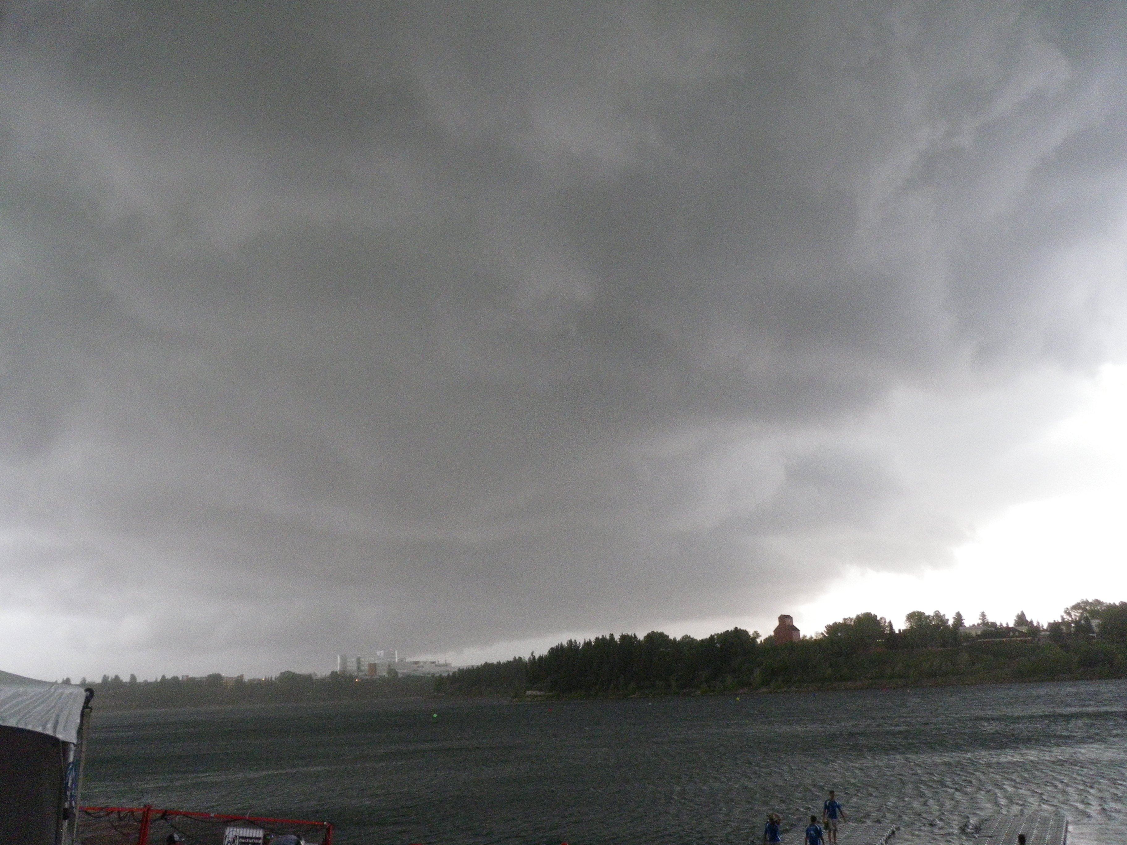 Calgary 2012 - Racing Suspended